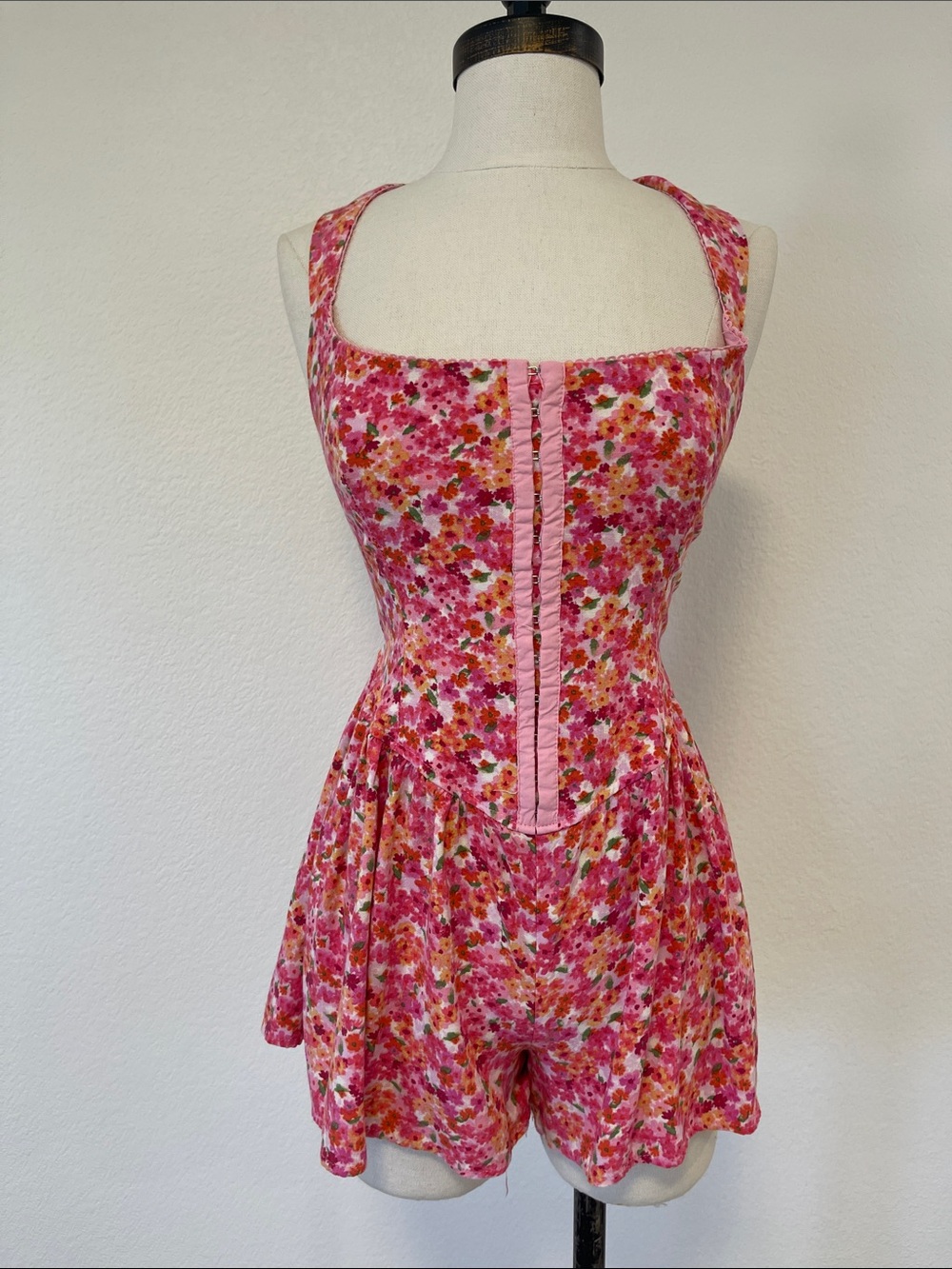 Wild Fable Pink Floral Smocked Open Tie Back Corset Front Romper XXS